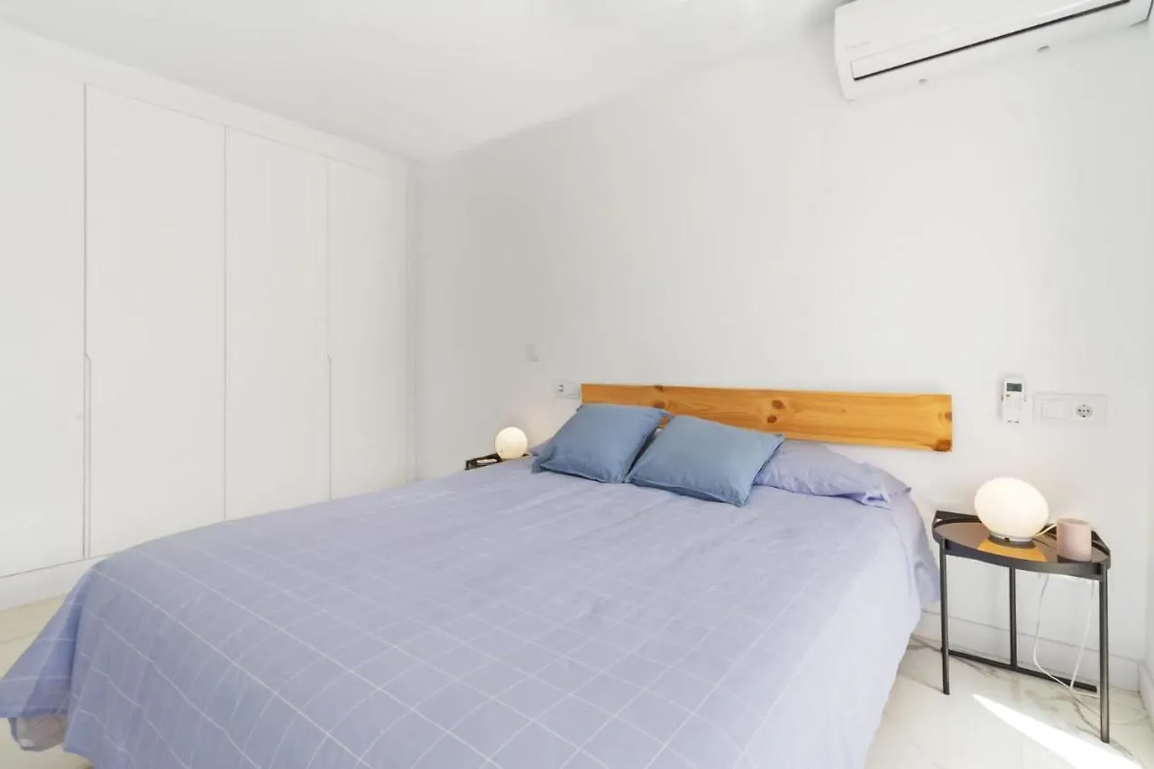 Cozy Beach Apartment Marbella